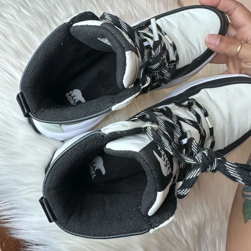 Sorel Kinetic RNEGD Storm Boot Waterproof Sneaker Boots Size 9.5